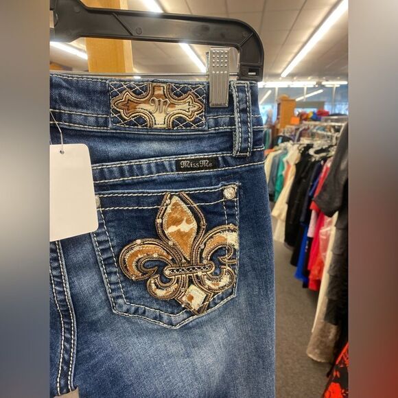 28 Miss Me jeans - Picture 2 of 4